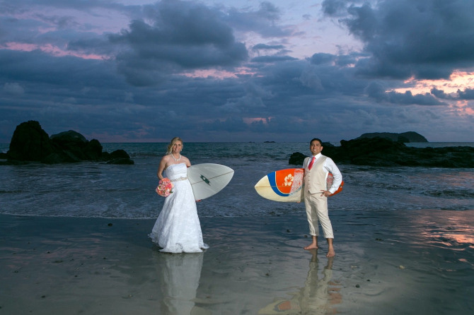 Destination wedding at El Avion, Costa Verde in Manuel Antonio, Costa Rica. Wedding Photography by John Williamson