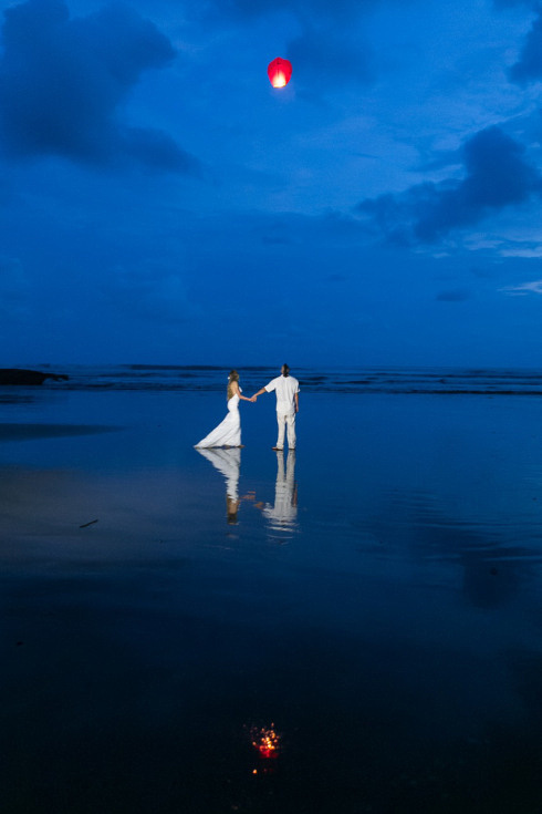 Wish Lanterns at Beach Wedding in Dominical Costa Rica - Photography by John Williamson