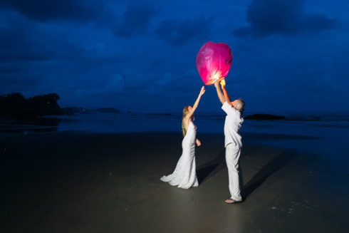 Wish Lanterns Beach Wedding in Dominical Costa Rica - Photography by John Williamson